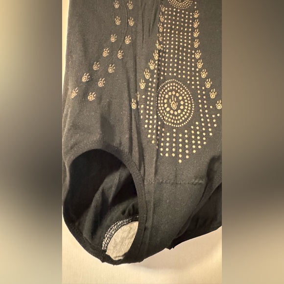 Shape wear briefs nwot - Picture 2 of 5